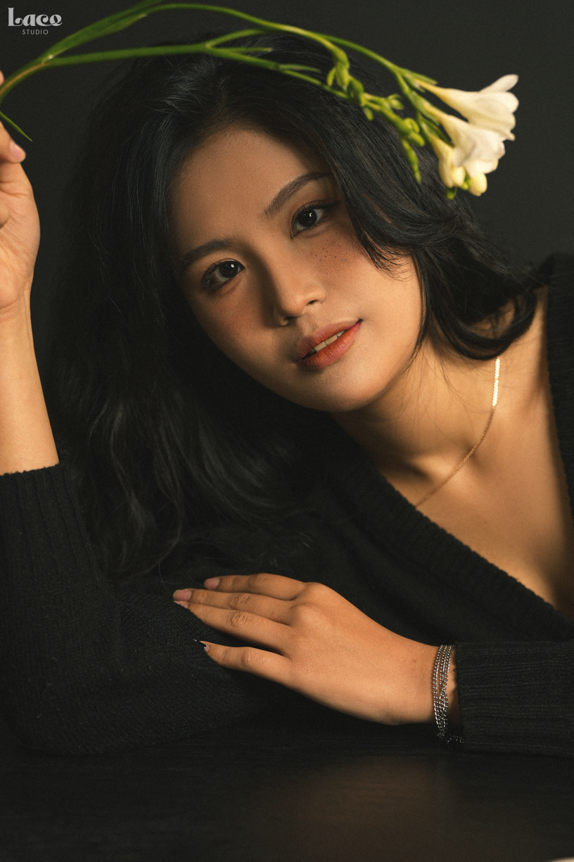 Madame with Flowee - ảnh 2